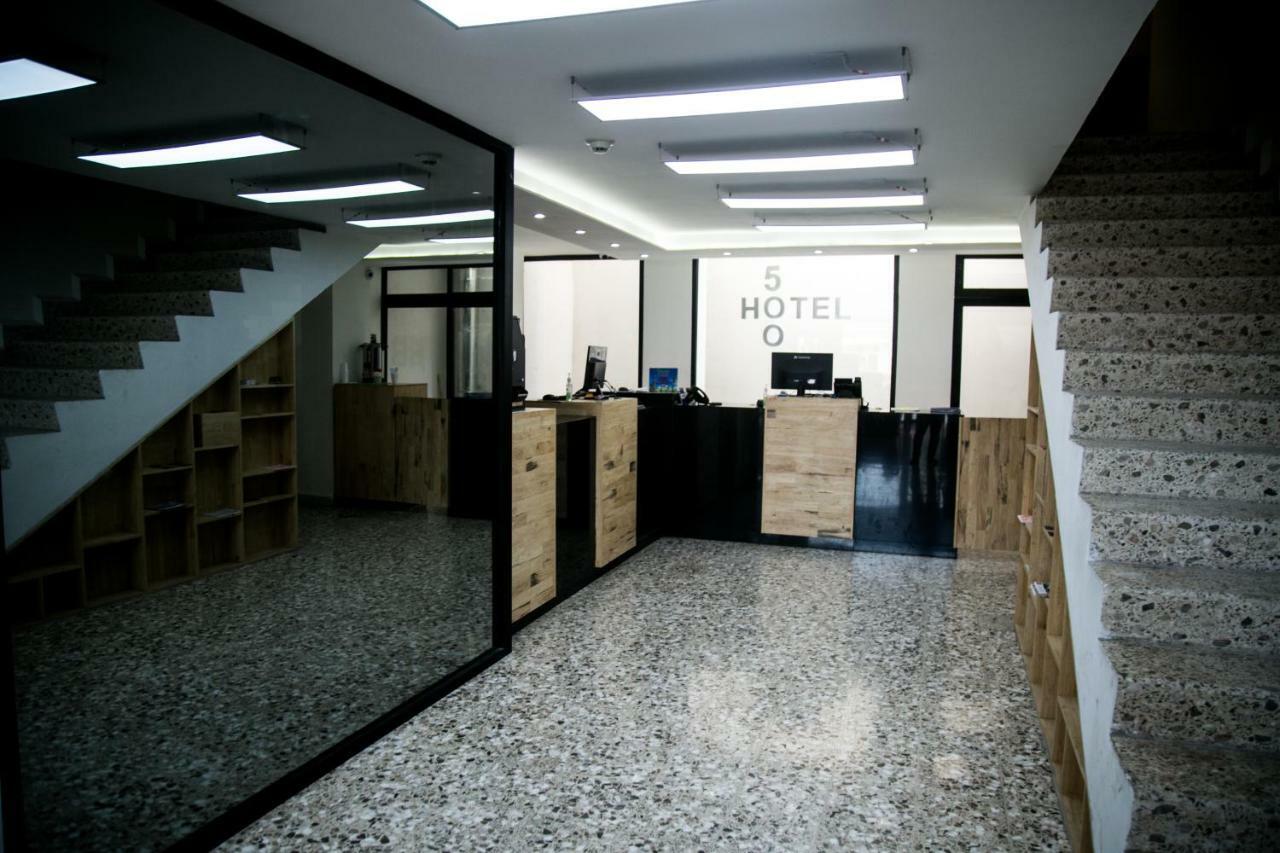 מונטריי Booking 500 מראה חיצוני תמונה